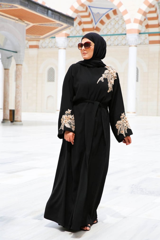 Abaya deluxe noir gold
