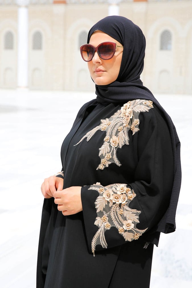 Abaya deluxe noir gold