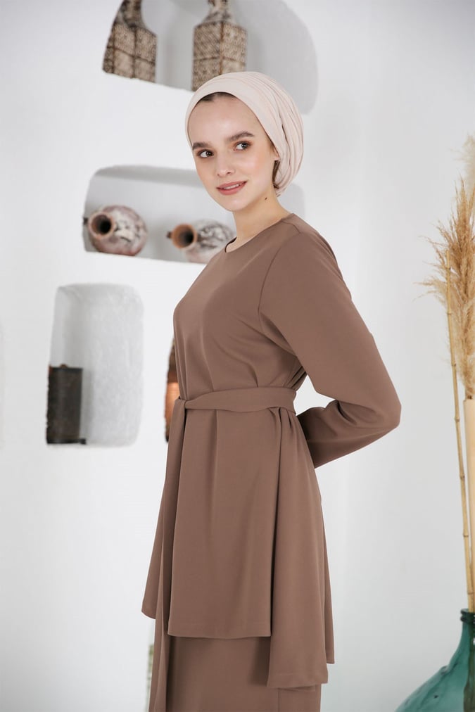 Ensemble love taupe
