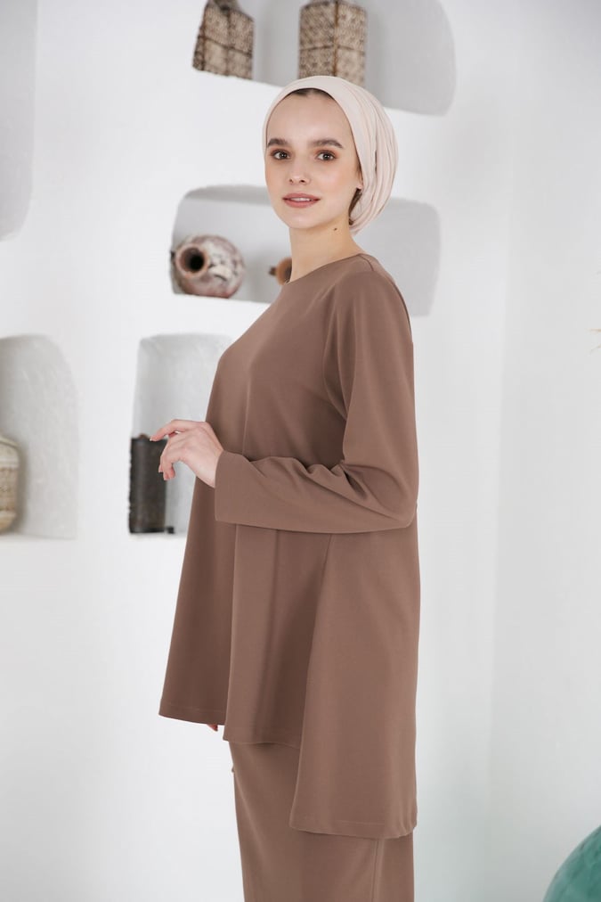 Ensemble love taupe