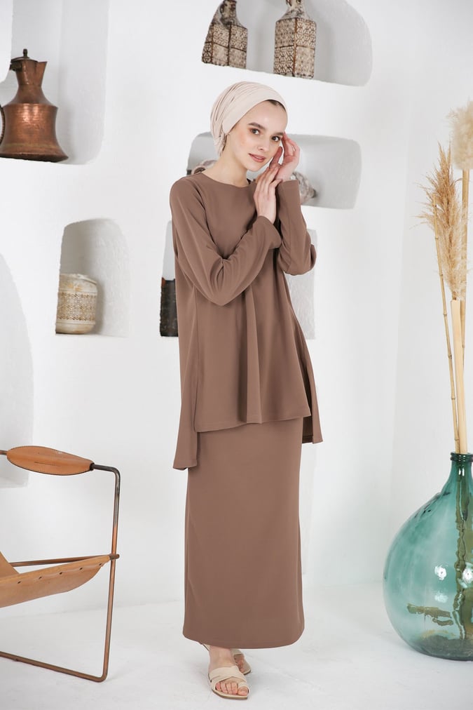 Ensemble love taupe