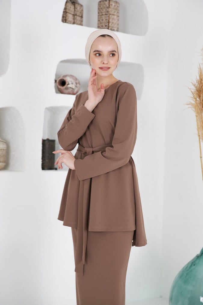 Ensemble love taupe