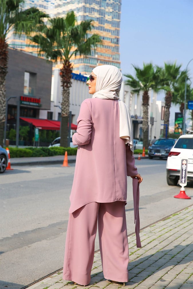 Ensemble modesty poudré