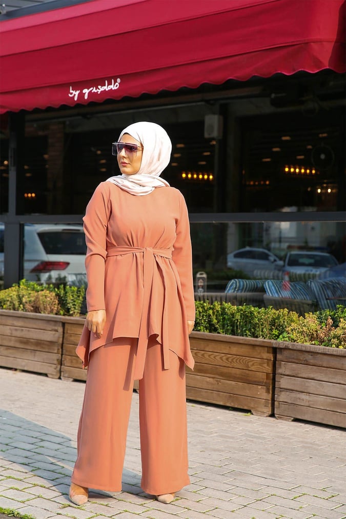 Ensemble modesty saumon