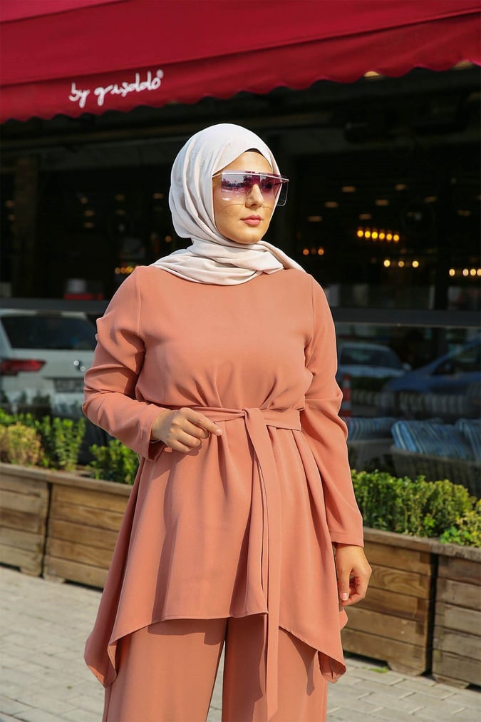 Ensemble modesty saumon