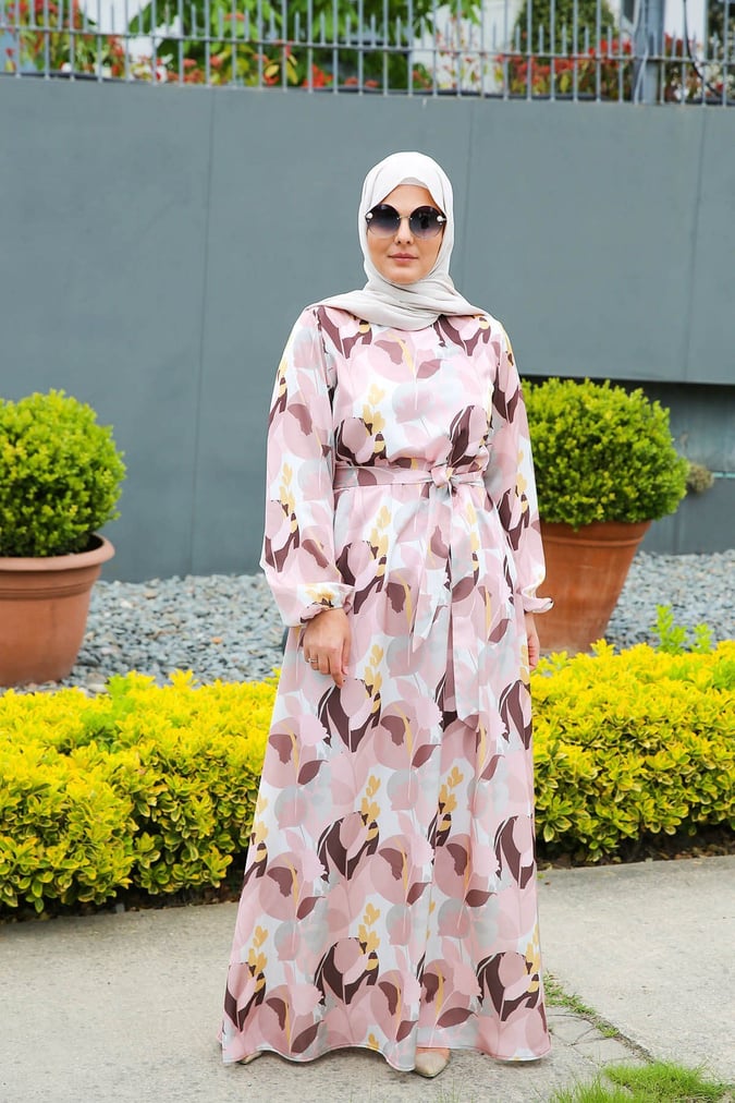 Robe satinée imprimée rose