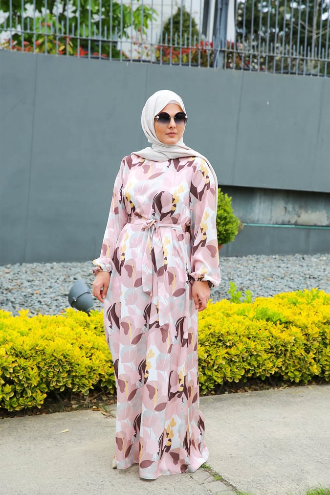 Robe satinée imprimée rose