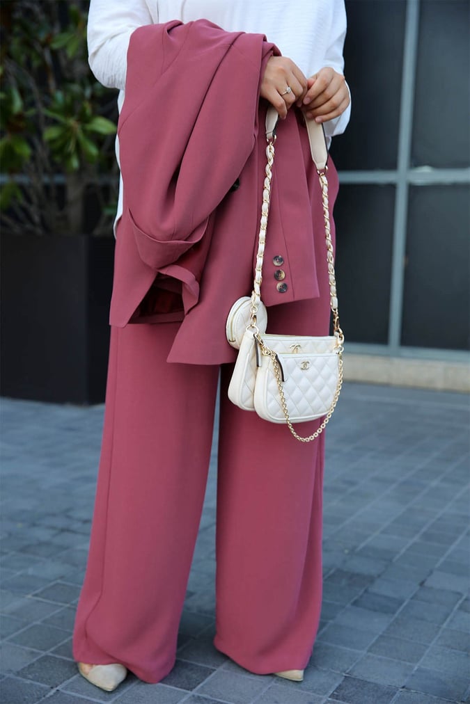 Tailleur modesty vieux rose