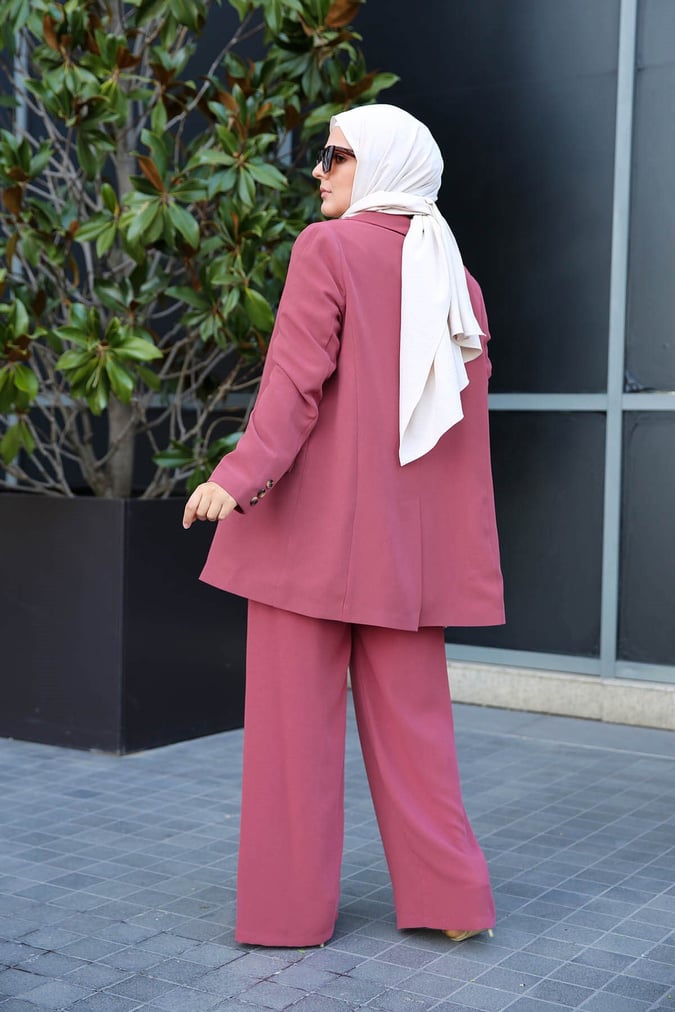 Tailleur modesty vieux rose