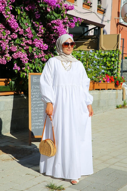 Robe minimaliste blanche